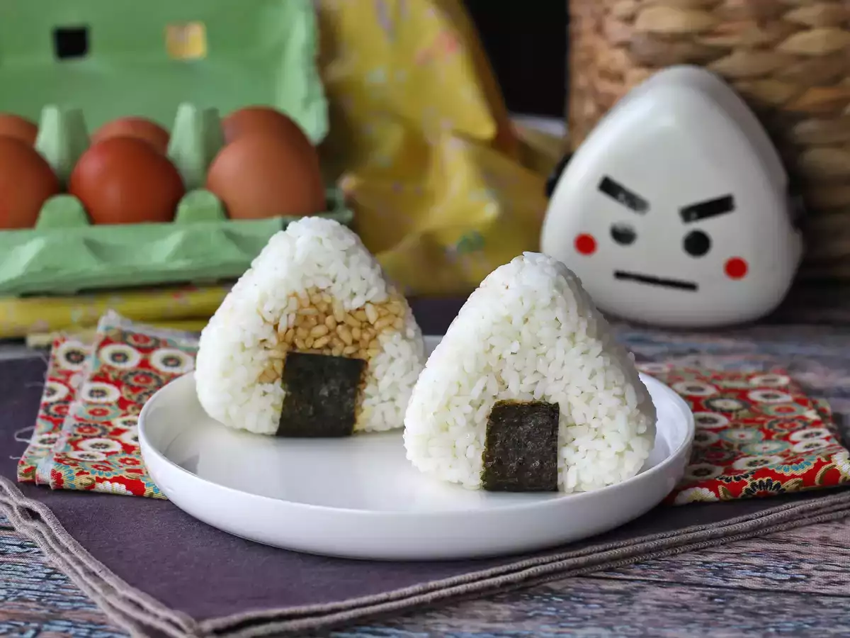 Onigiri med æggeblommer konserveret i sojasauce - foto 7