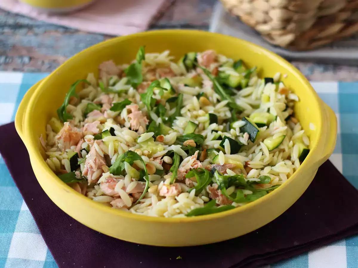 Orzo-pastasalat med laks og courgette - foto 5