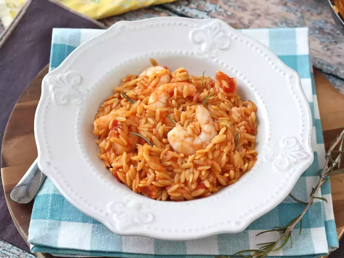 Orzopasta med tomat og rejer, tilberedt som risotto - foto 3