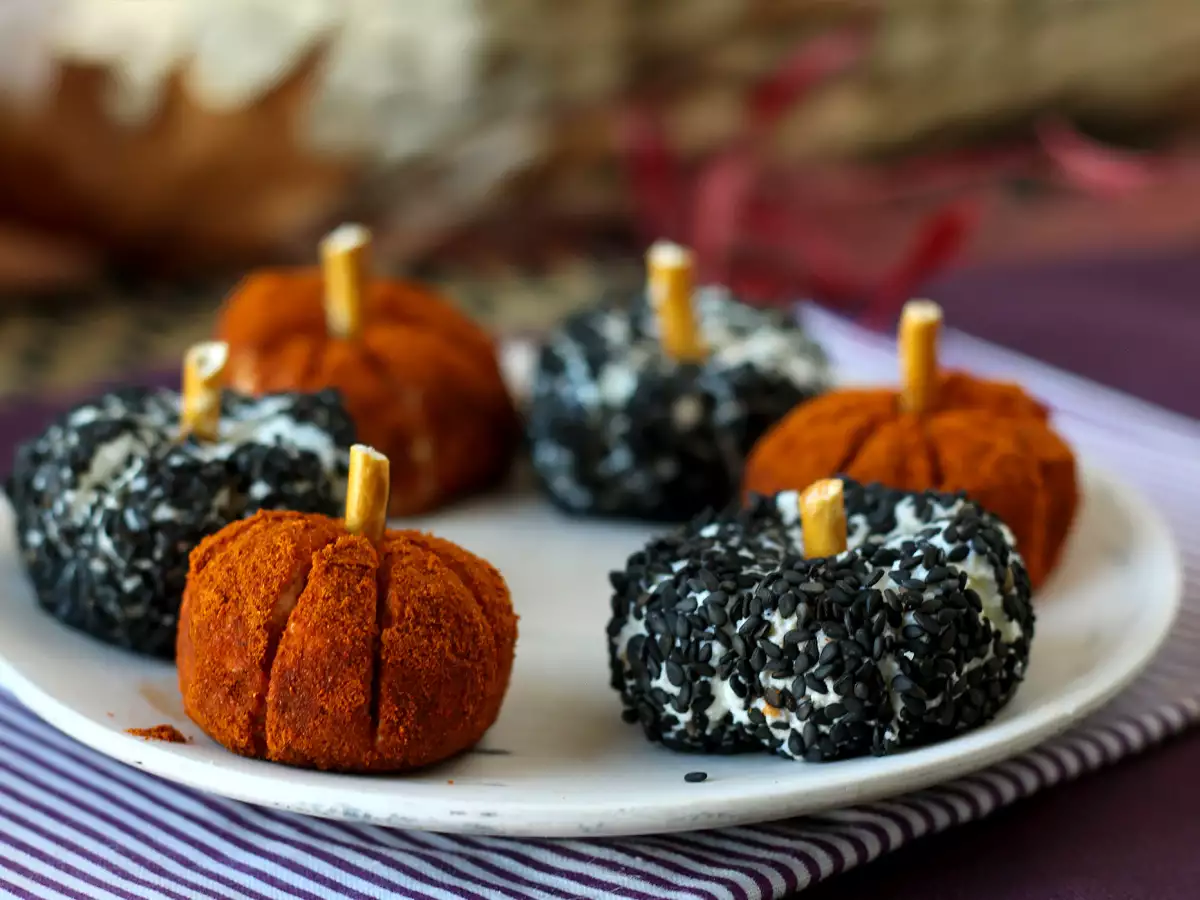 Ostesnack til Halloween: Små græskarformede ostekugler - foto 6