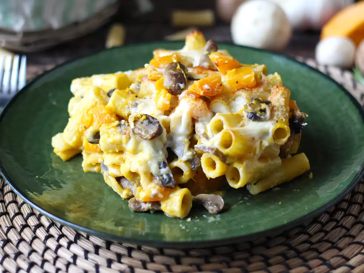 Ovnbagt pasta med græskar, svampe og bechamelsauce - foto 5