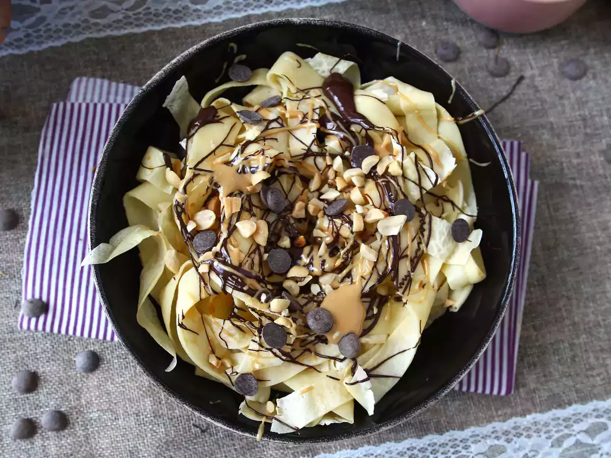 Pandekage-tagliatelle med chokolade og peanuts! - foto 3