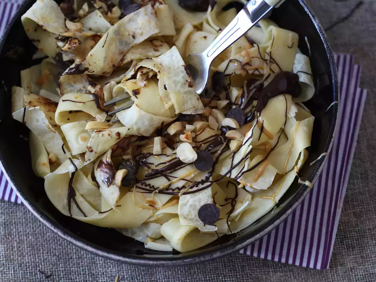 Pandekage-tagliatelle med chokolade og peanuts! - foto 7