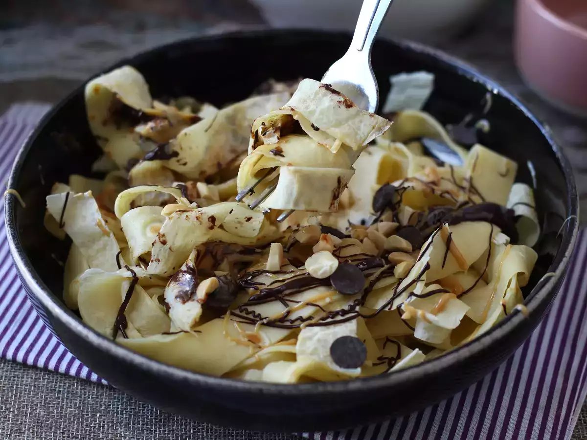 Pandekage-tagliatelle med chokolade og peanuts! - foto 9