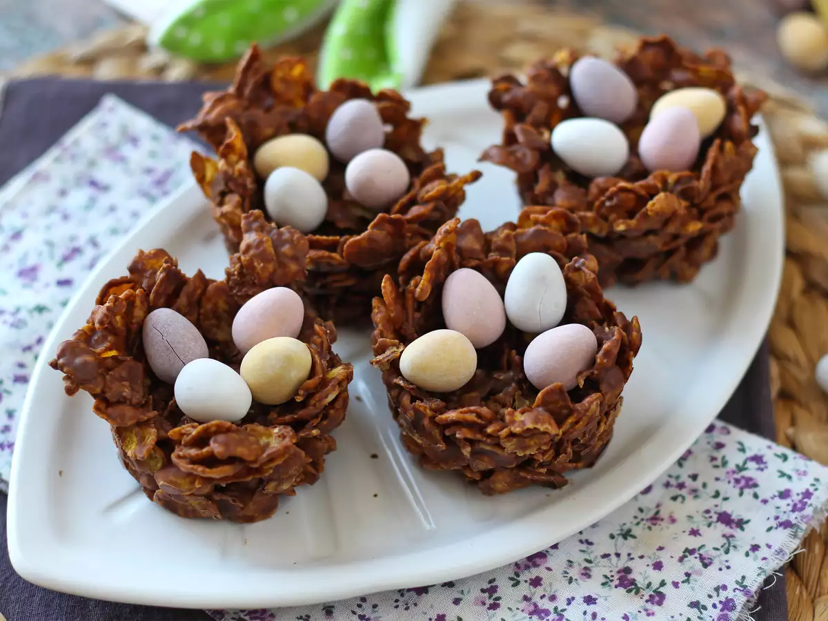 Påskereder af chokolade og cornflakes - foto 6