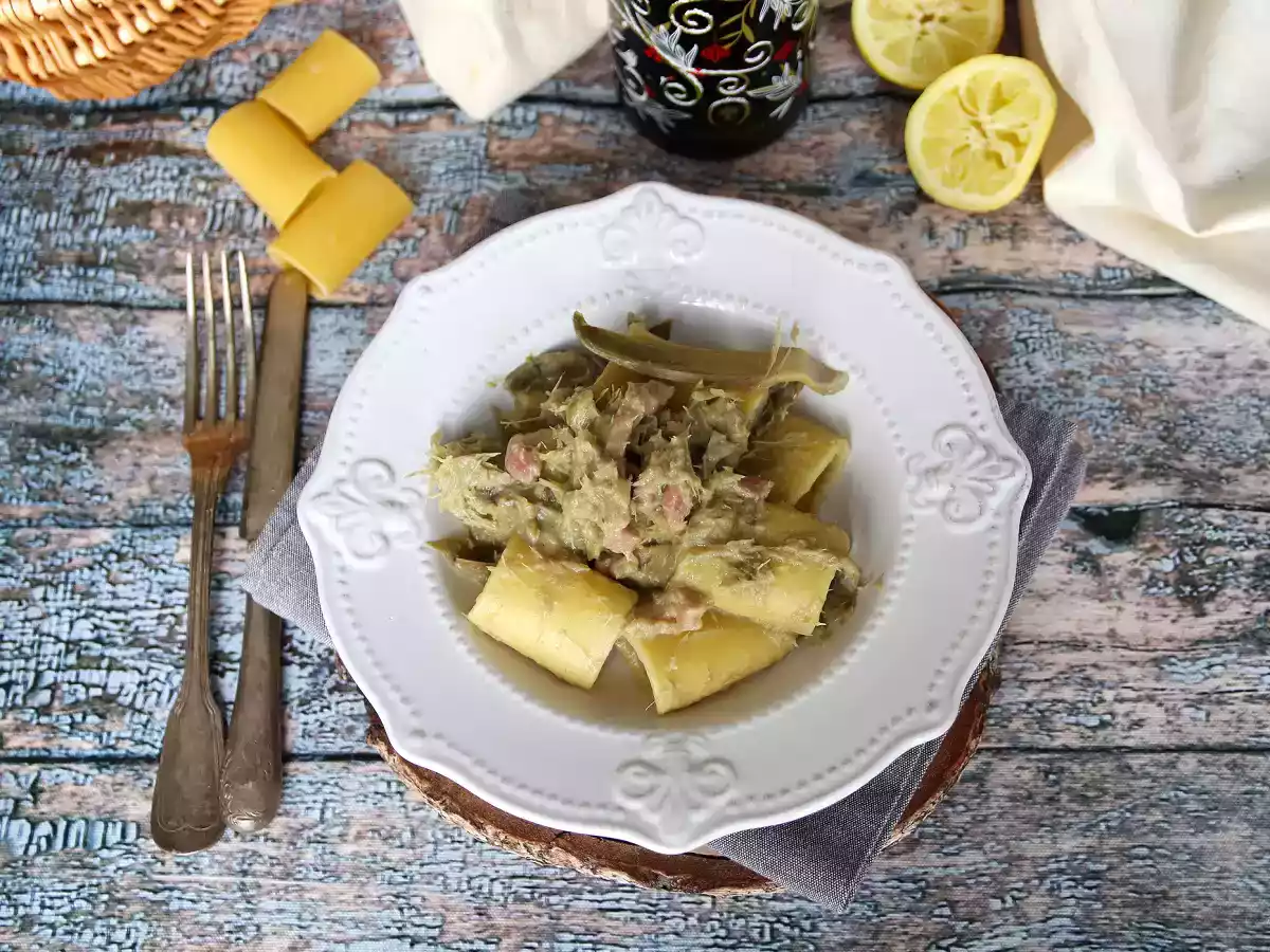 Pasta med artiskokker og bacon, en velsmagende forret, der er nem at tilberede - foto 3