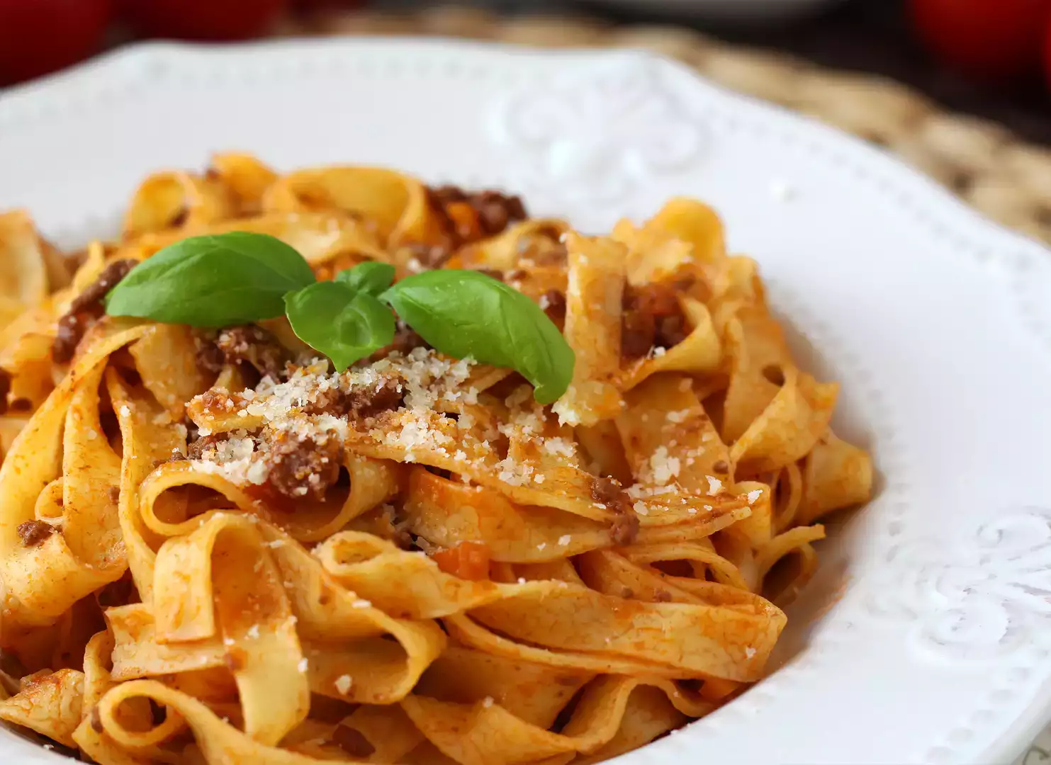 Pasta med bolognesesauce - tagliatelle al ragù alla bolognese