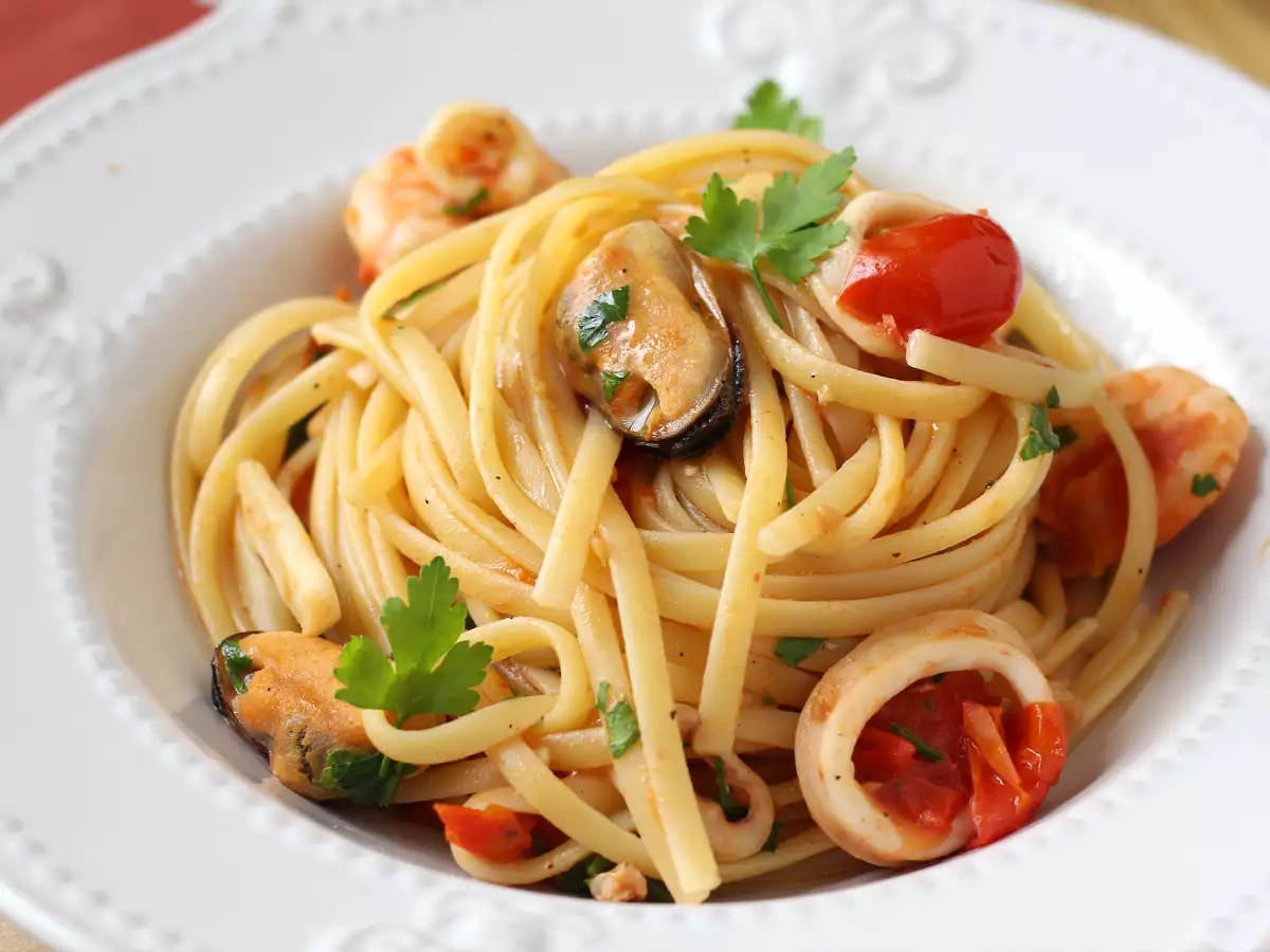 Pasta med frosne skaldyr – en lækker og lynhurtig pastaret - foto 3