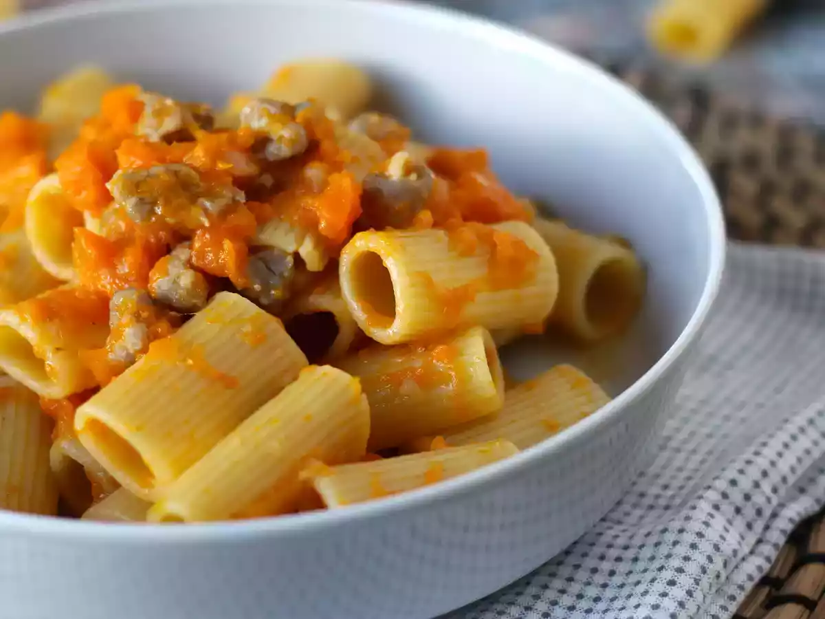 Pasta med græskar og pølse - foto 3