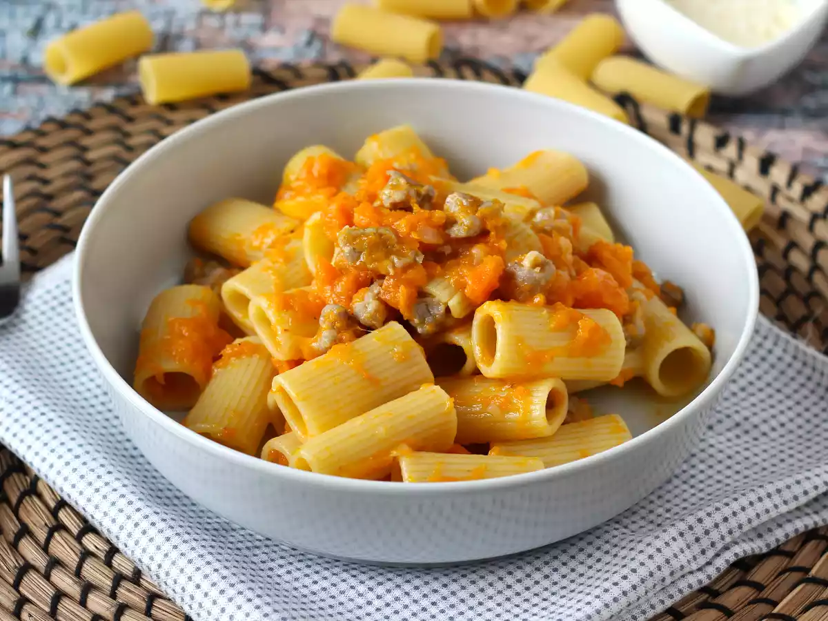 Pasta med græskar og pølse - foto 5