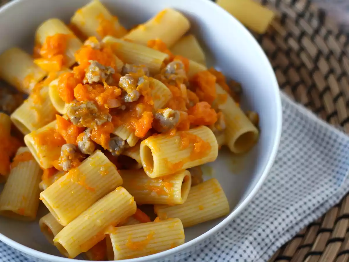 Pasta med græskar og pølse - foto 6