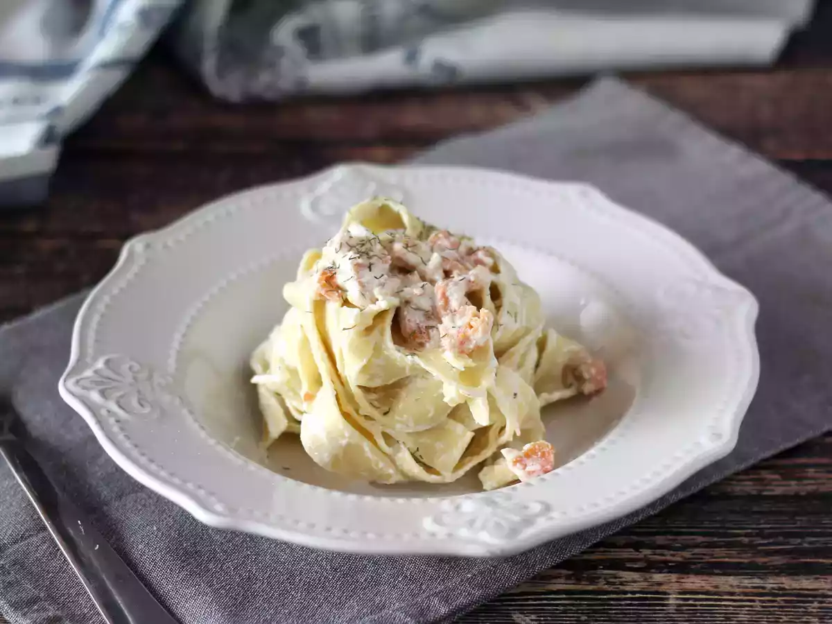 Pasta med laks og ricottaost, den cremede opskrift, som alle vil prøve