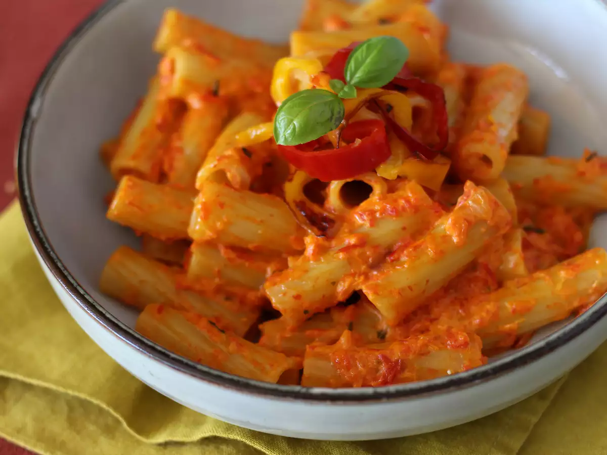 Pasta med peberfrugt og Philadelphia – cremet, hurtig og lækker - foto 3