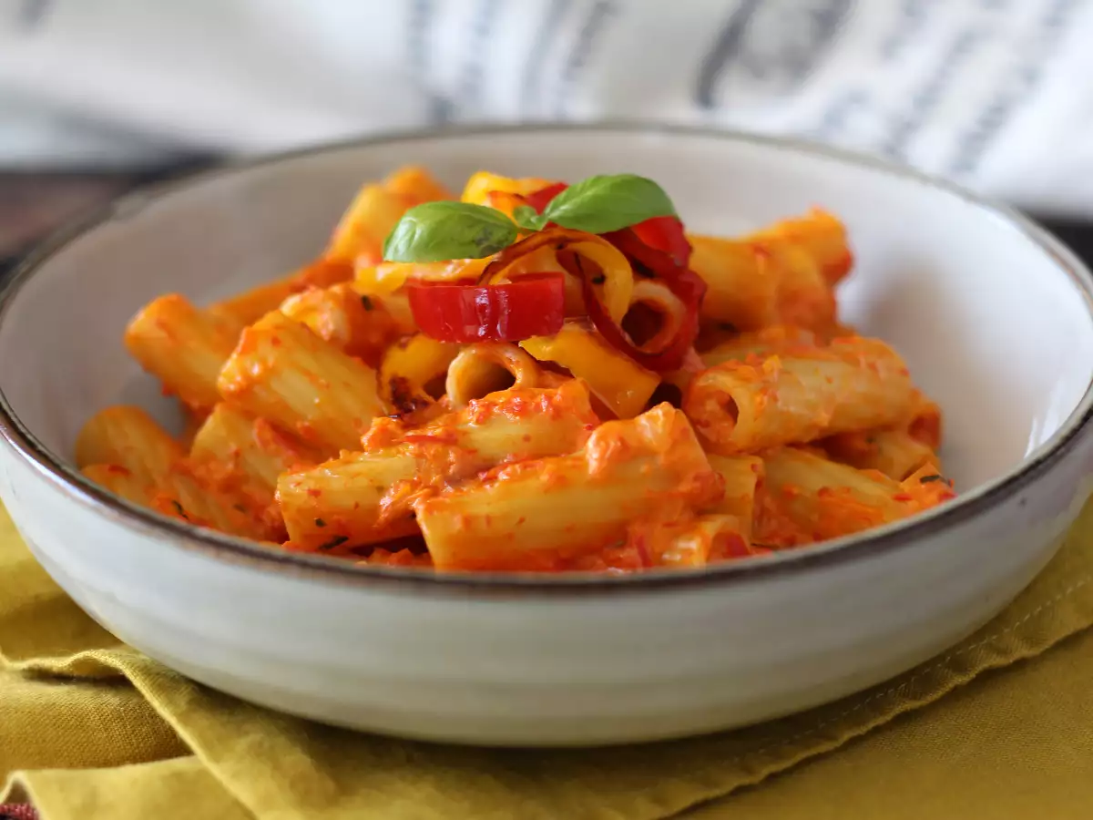 Pasta med peberfrugt og Philadelphia – cremet, hurtig og lækker - foto 4