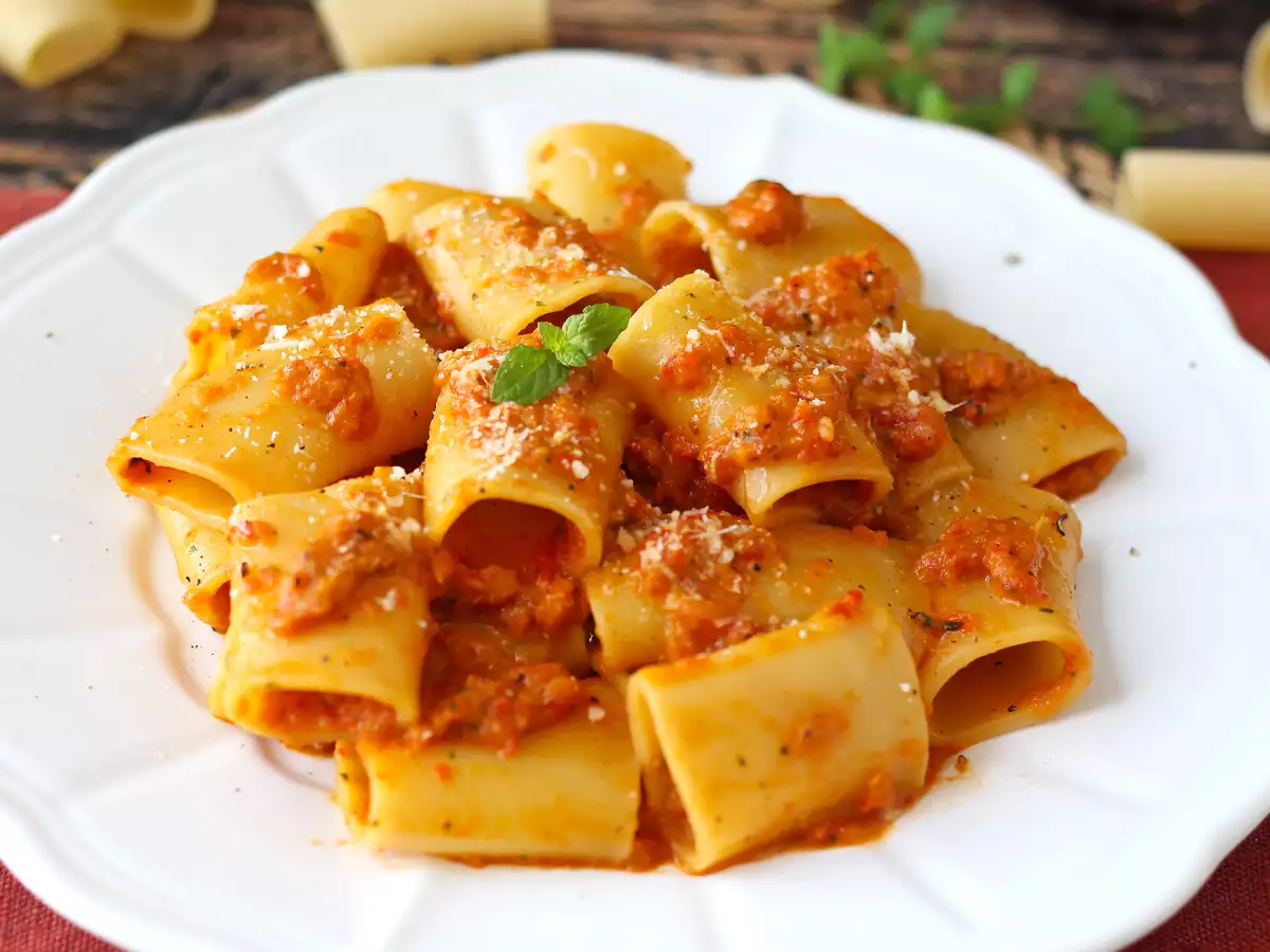 Pasta med peberfrugter og mynte: cremet og duftende - foto 2
