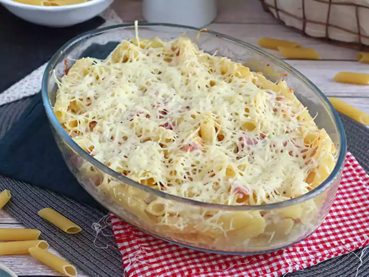 Pastagratin med skinke og ost