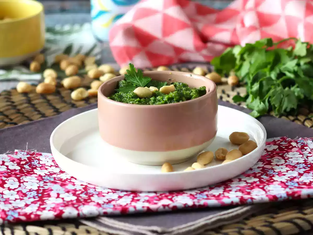 Persille- og jordnøddepesto, en eksplosion af smag - foto 3