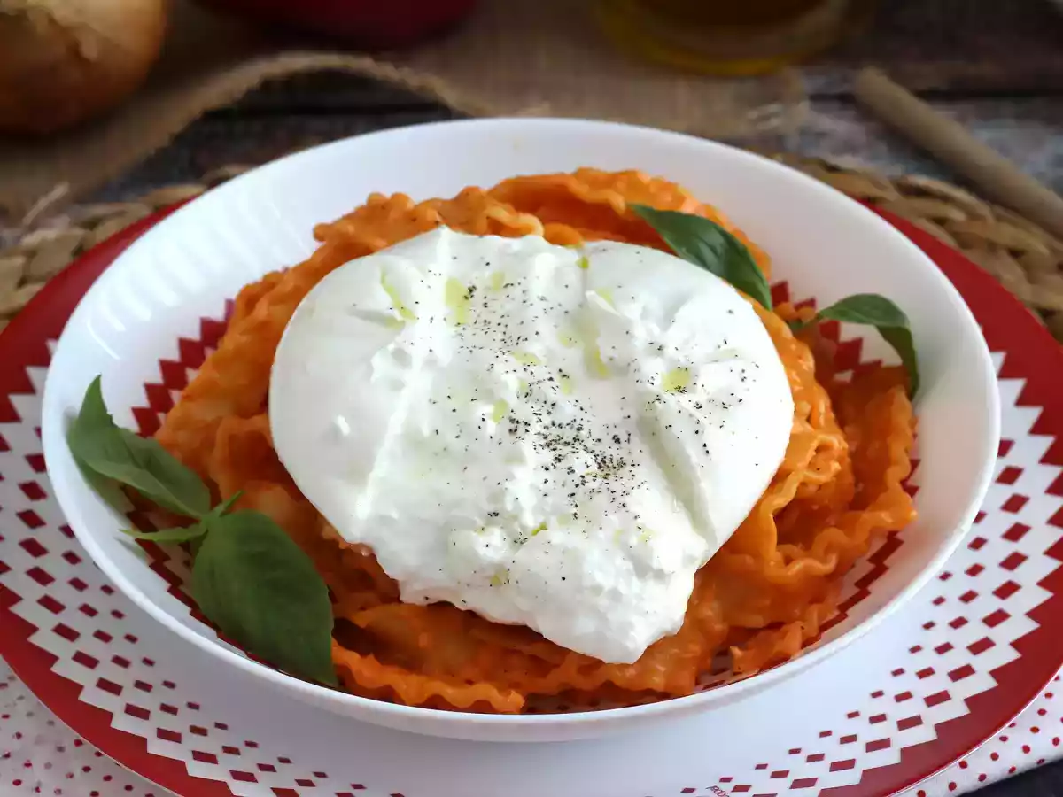 Pesto i calabrisk stil med cremet burrataost - foto 4