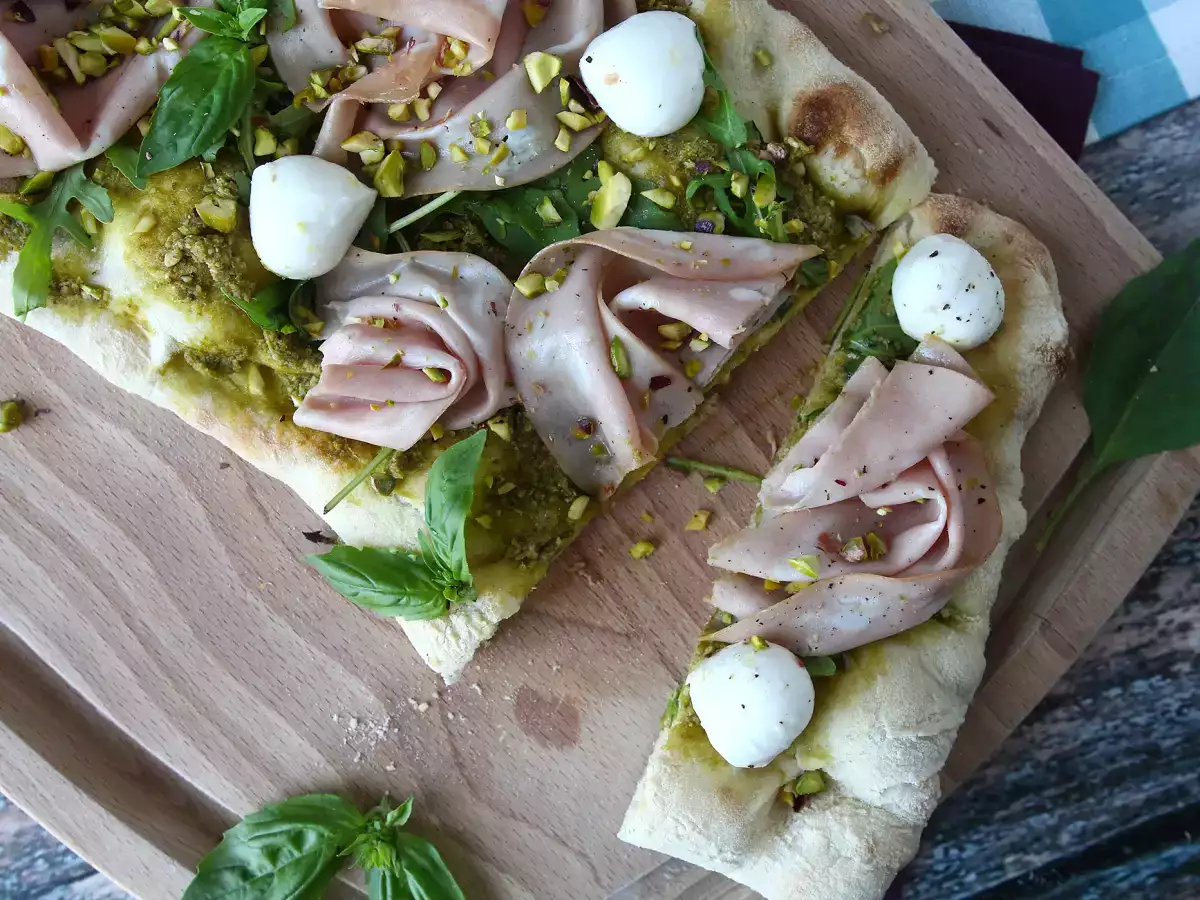 Pinsa med pesto og mortadella, klar på 10 minutter! - foto 8