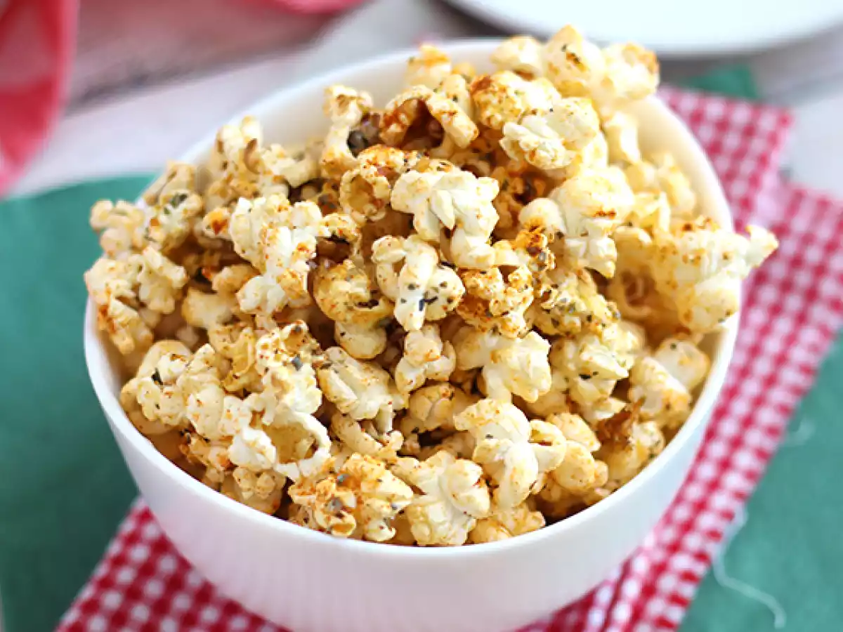 Popcorn med pizzasmag