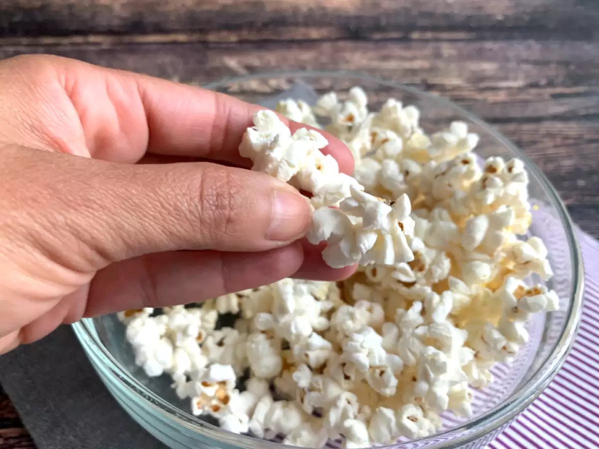 Popcorn uden olie i mikrobølgeovnen - foto 3