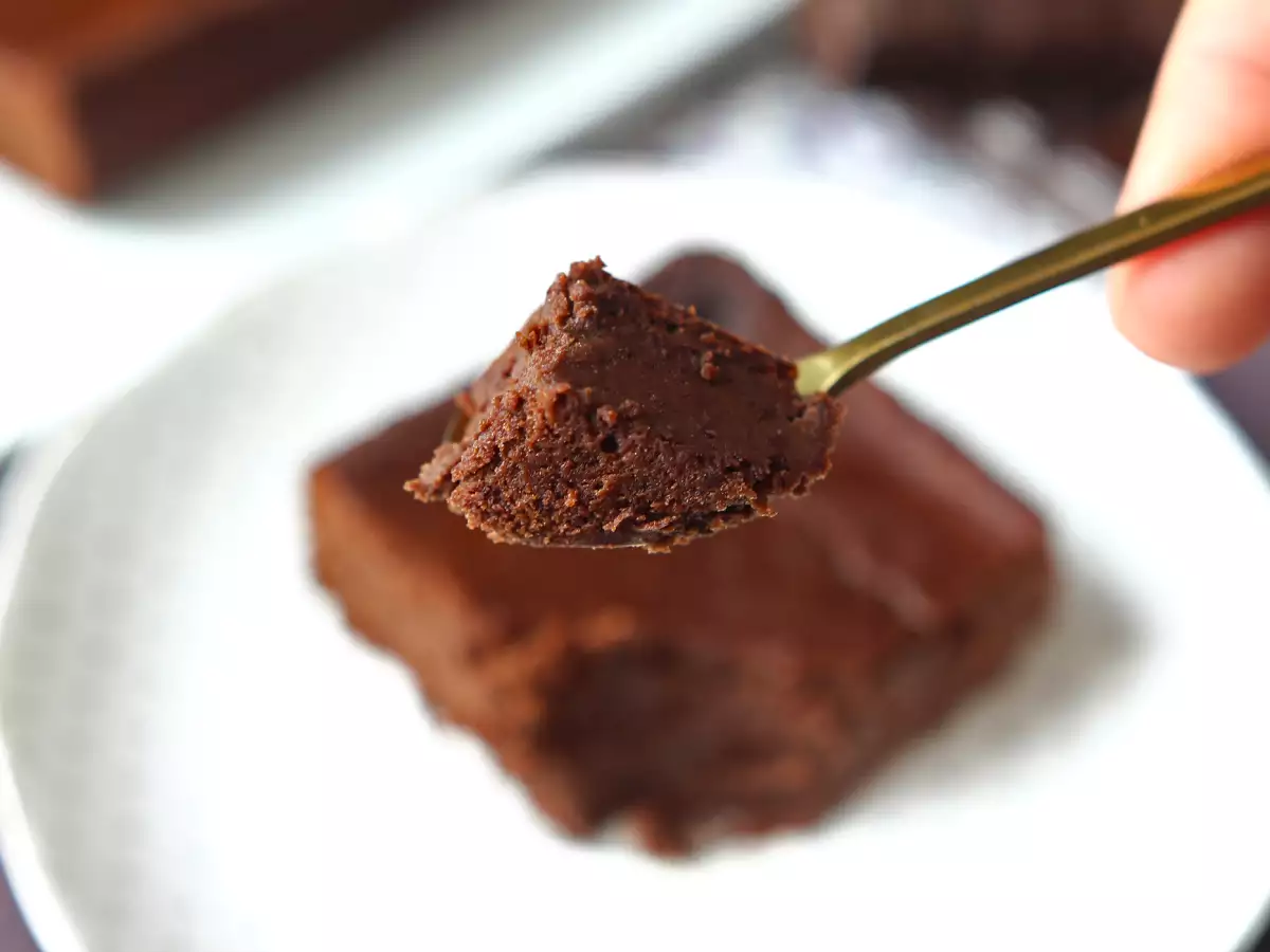 Protein-brownie med chokolade og røde bønner - foto 2