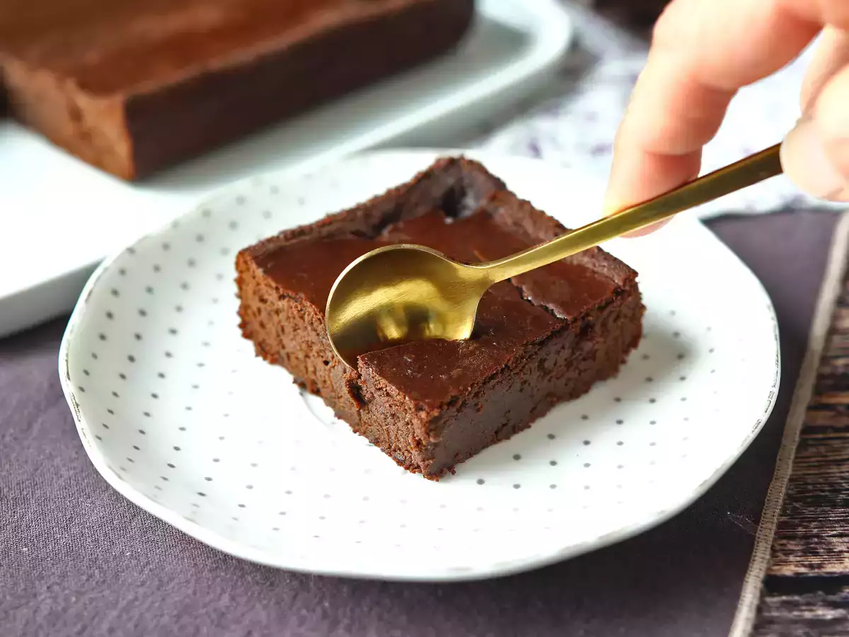 Protein-brownie med chokolade og røde bønner - foto 5