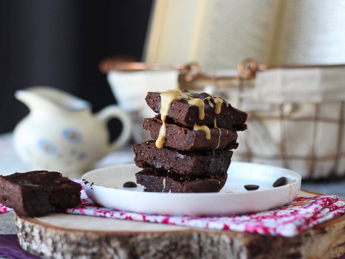 Proteinbrownie med valle, naturligt glutenfri - foto 3