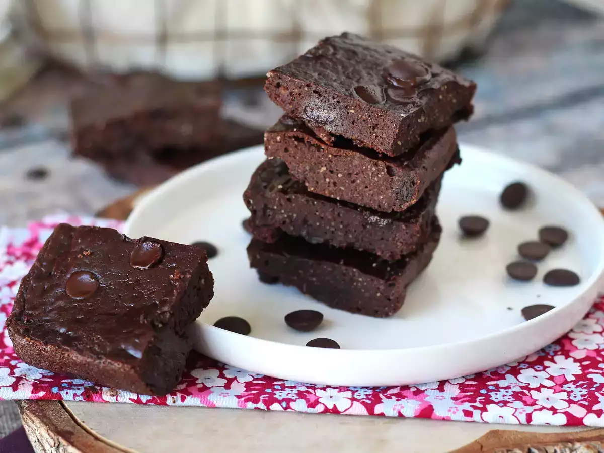 Proteinbrownie med valleprotein, naturligt glutenfri - foto 4