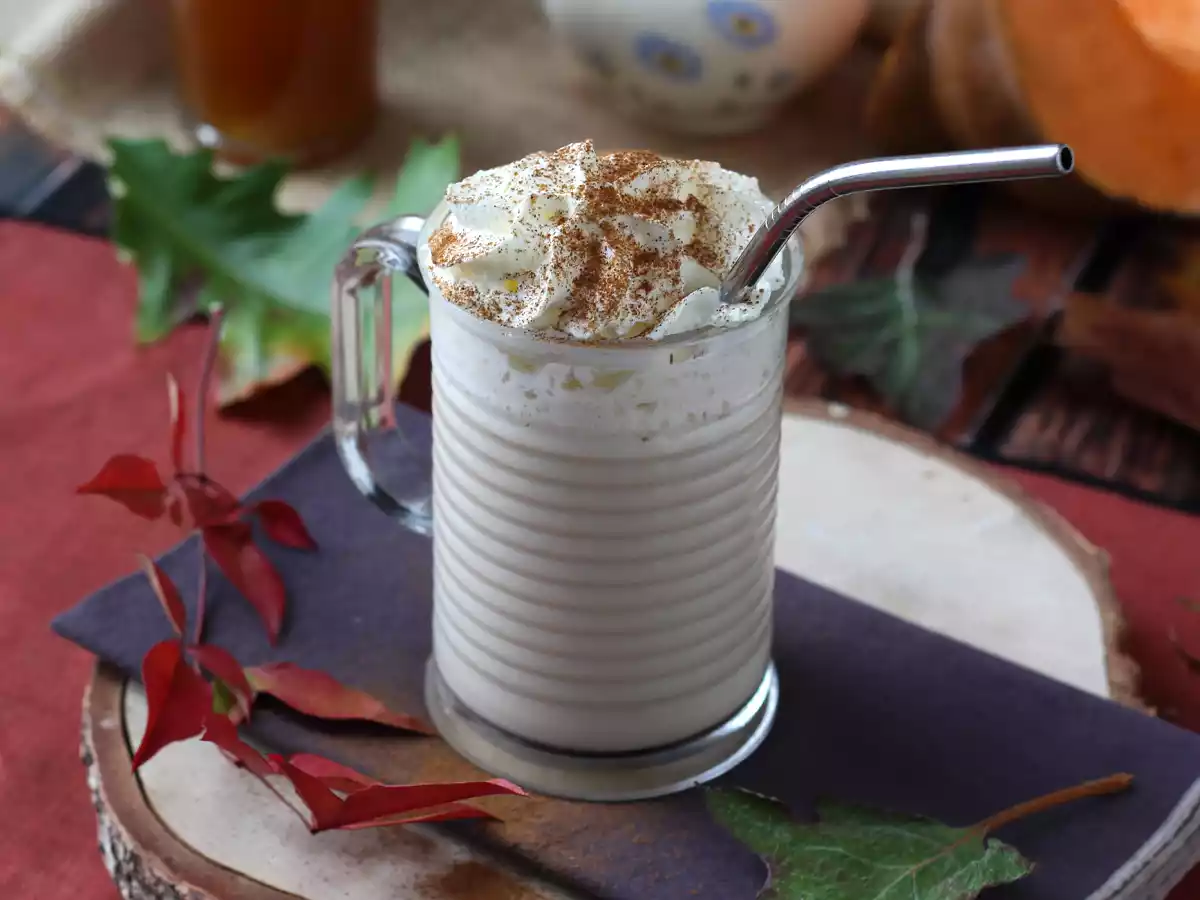 Pumpkin spice latte med hjemmelavet græskarsirup! - foto 4