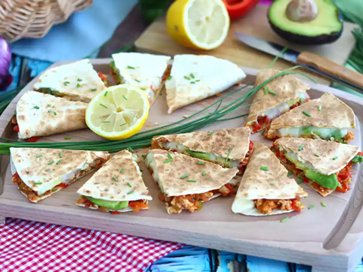 Quesadillas med kylling og avocado