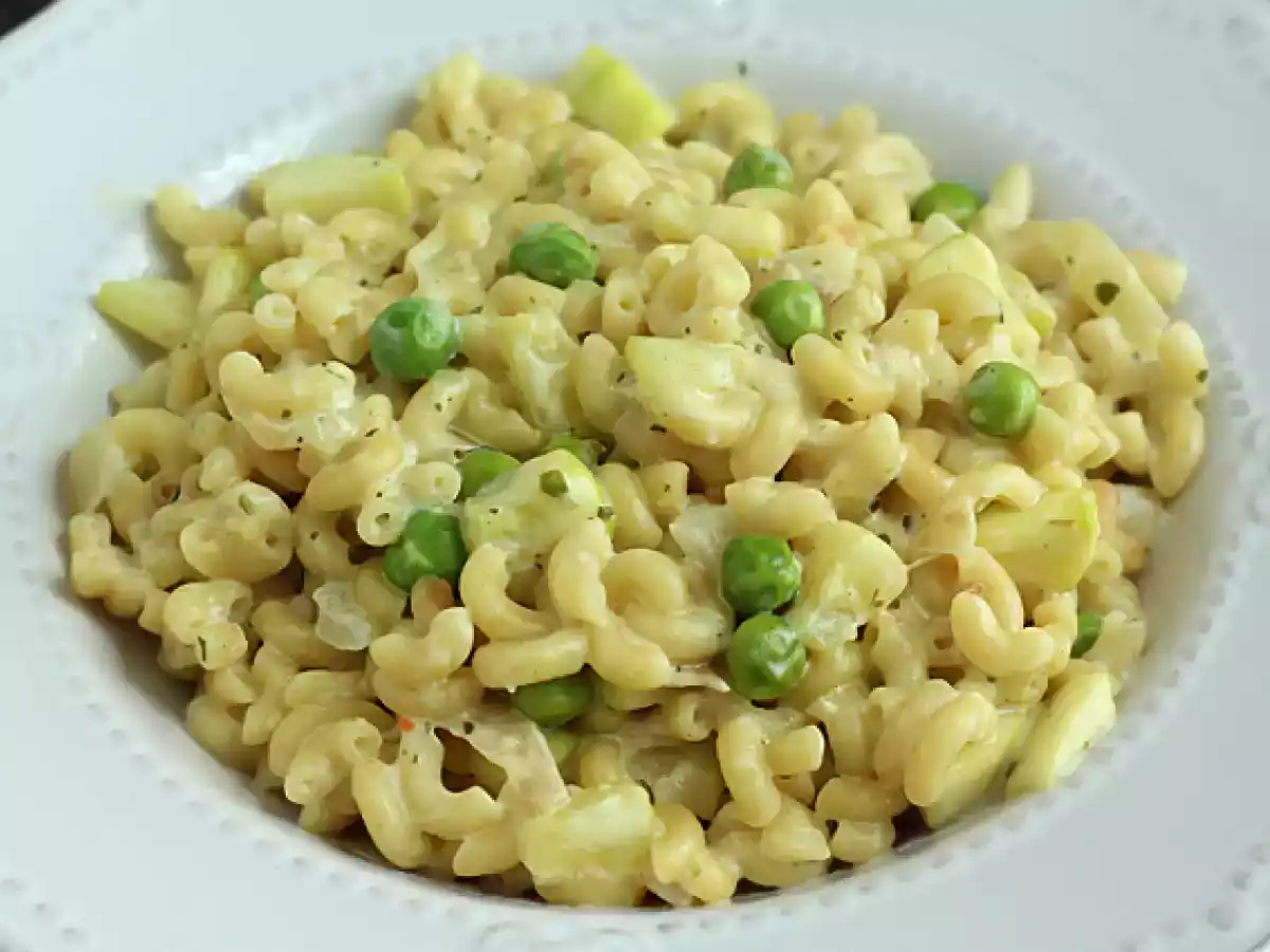 Risotto med coquillettes, ærter, courgetter, hvidløg og urteost - foto 2