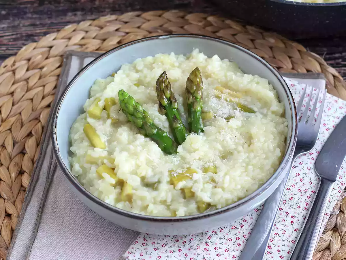 Risotto med grønne asparges og parmesan - foto 3