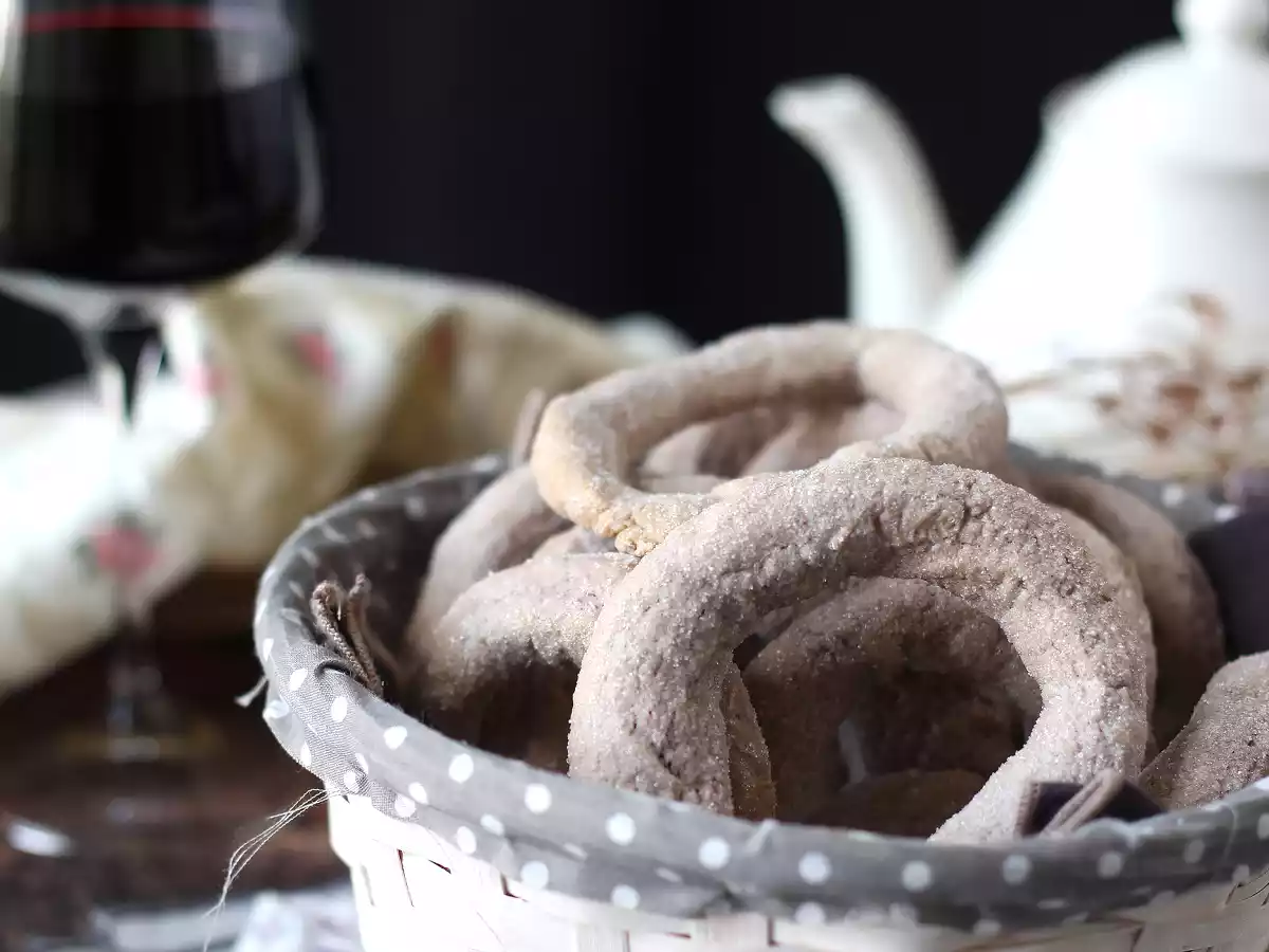 Rødvinsdoughnuts: Bedstemors opskrift, som alle bør kende!