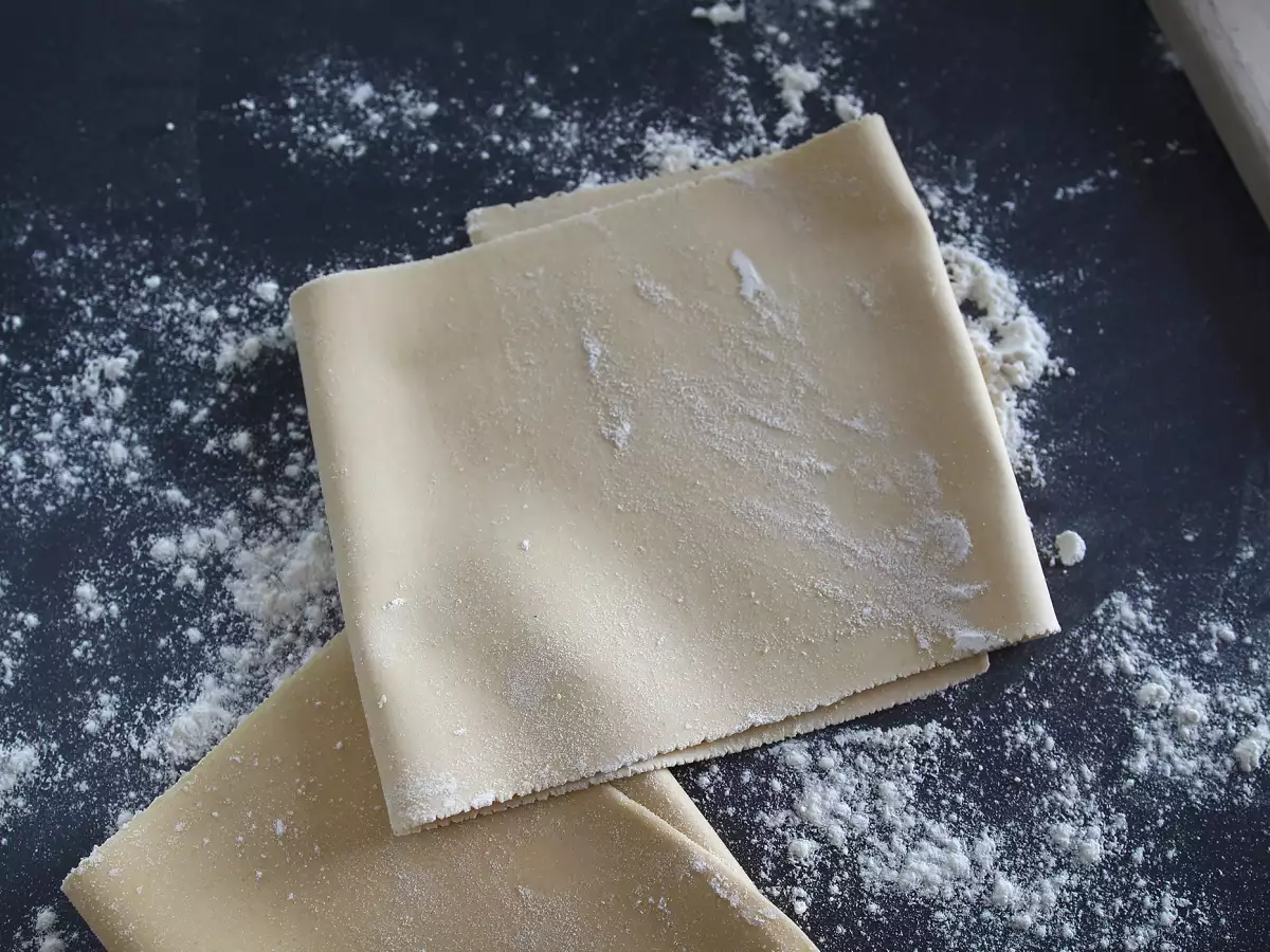 Sådan laver du frisk æggepasta til lasagne - foto 2
