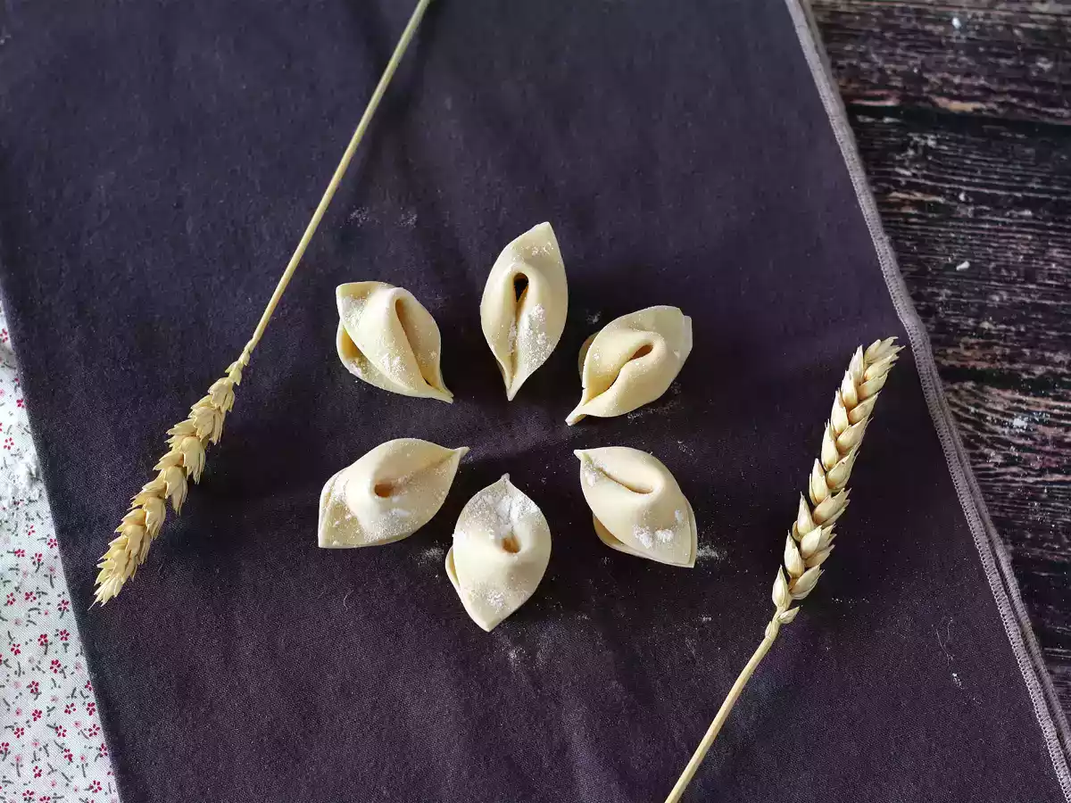 Sådan laver du hjemmelavet pasta: sorpresine, en smuk lille pasta