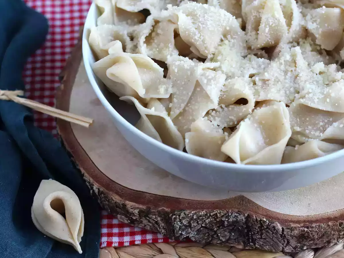 Sådan laver du hjemmelavet pasta: sorpresine, en smuk lille pasta - foto 6