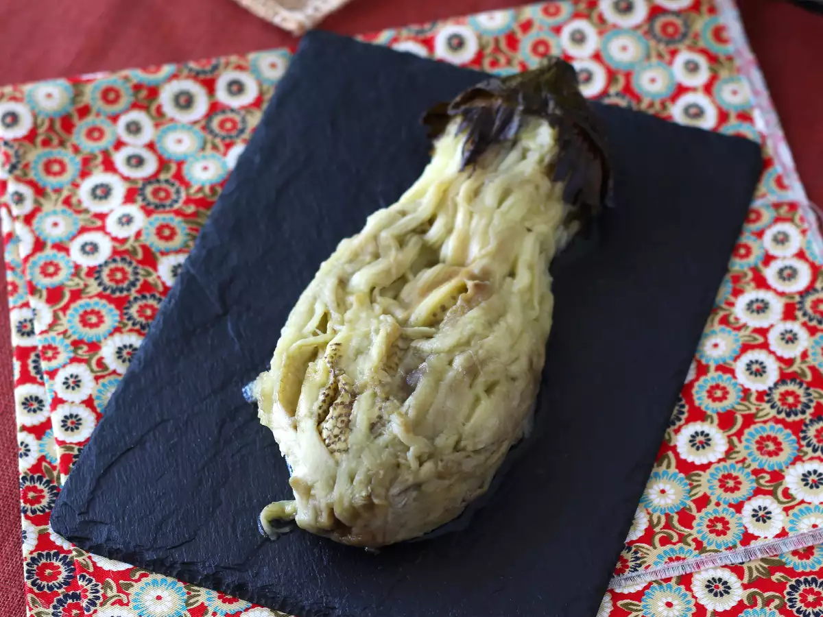 Sådan rister og skræller du nemt en aubergine i airfryer – den nemme metode! - foto 2