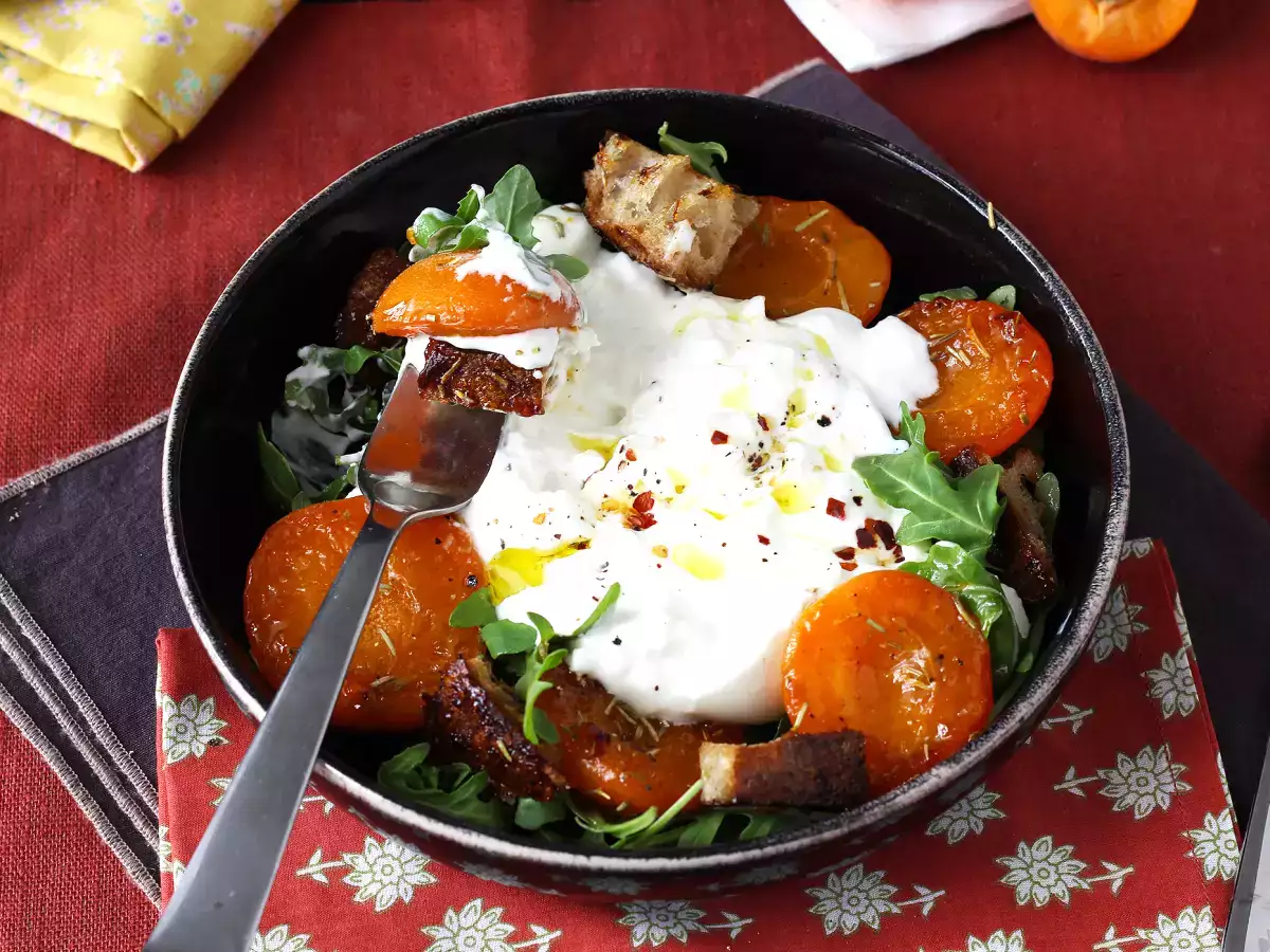 Salat med ristede abrikoser, rucola og burrata - foto 4
