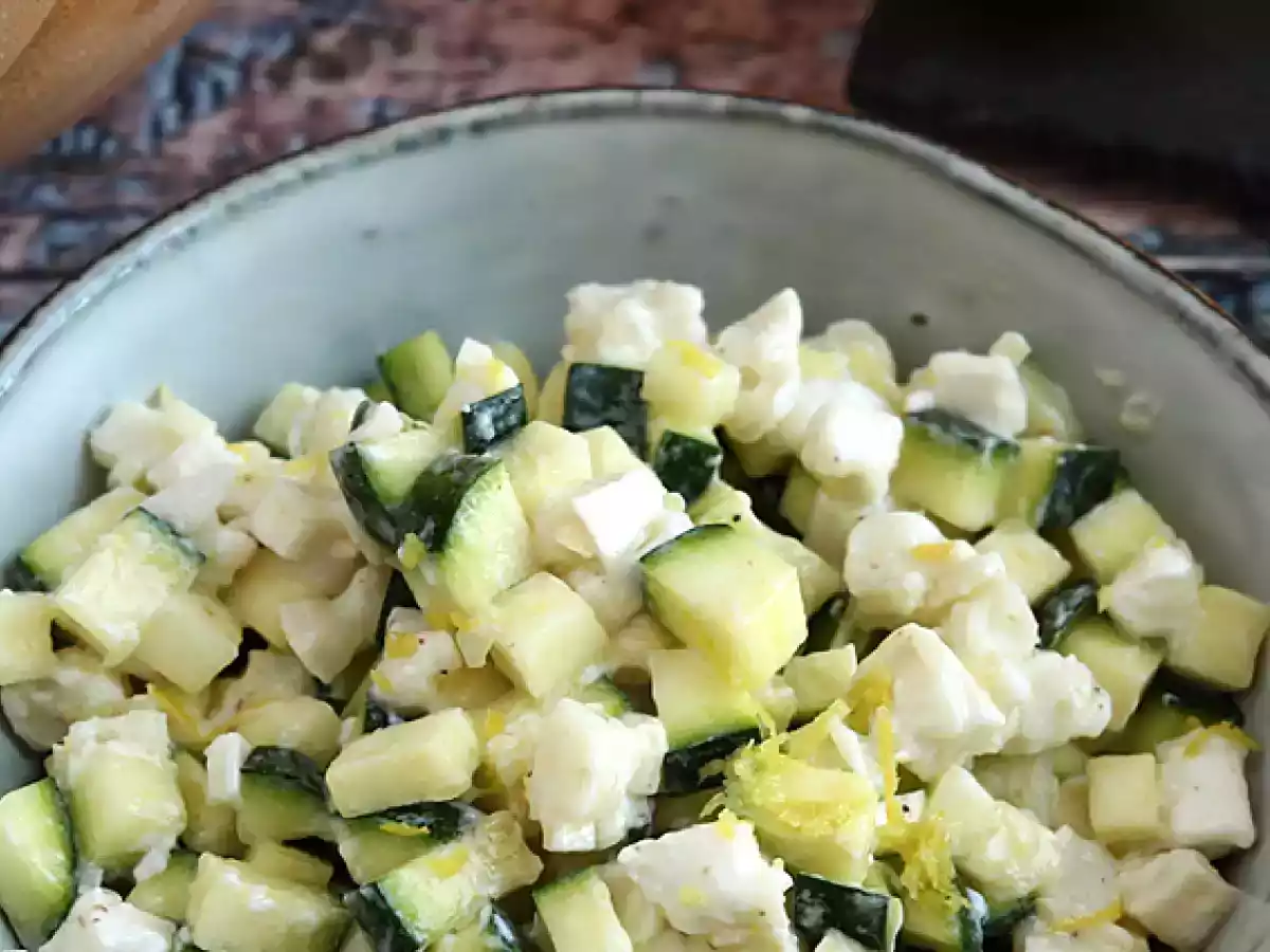 Salat med squash, gedeost og citron - foto 2