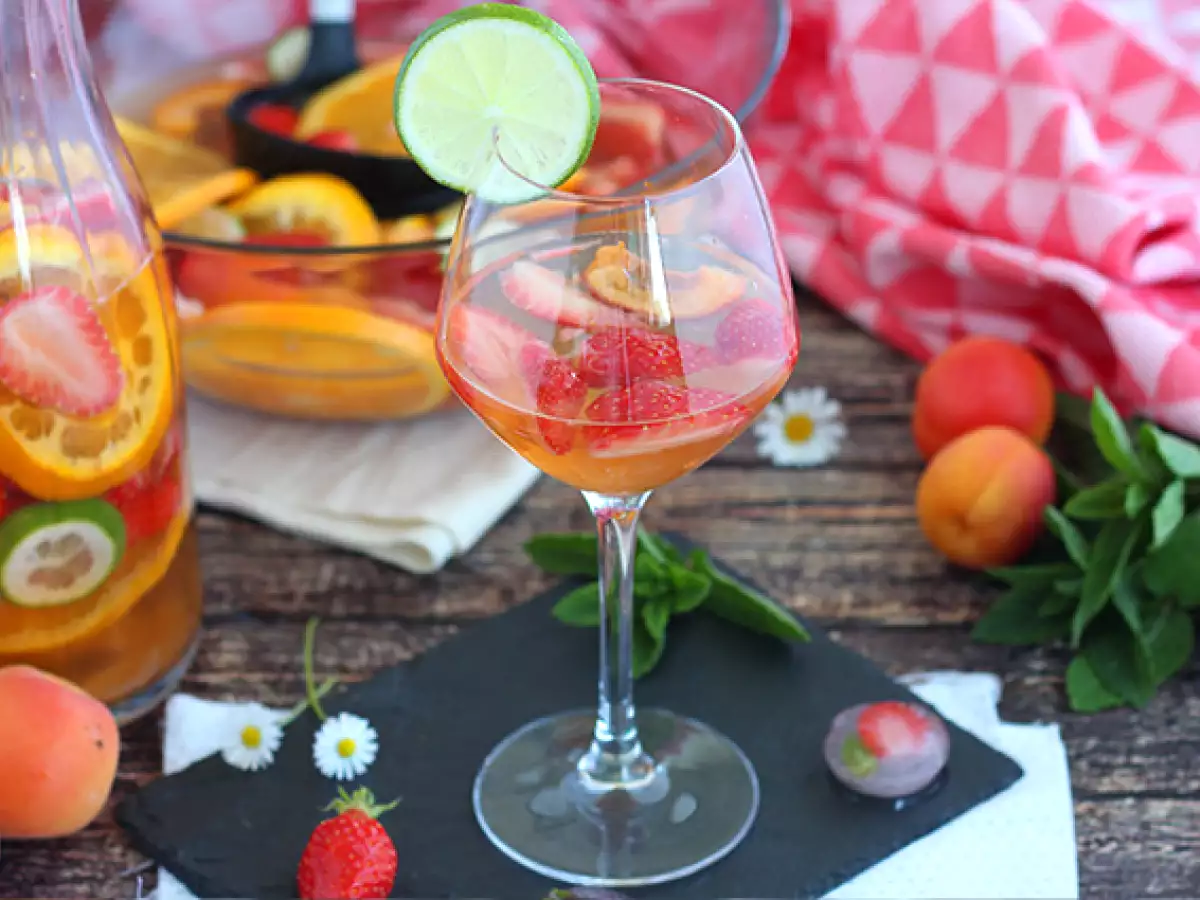 Sangria med hvidvin – hvidvinssangria