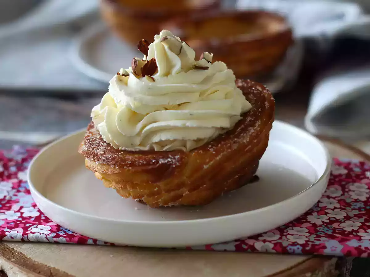 Skålformede bagte churros til generøs topping - foto 3