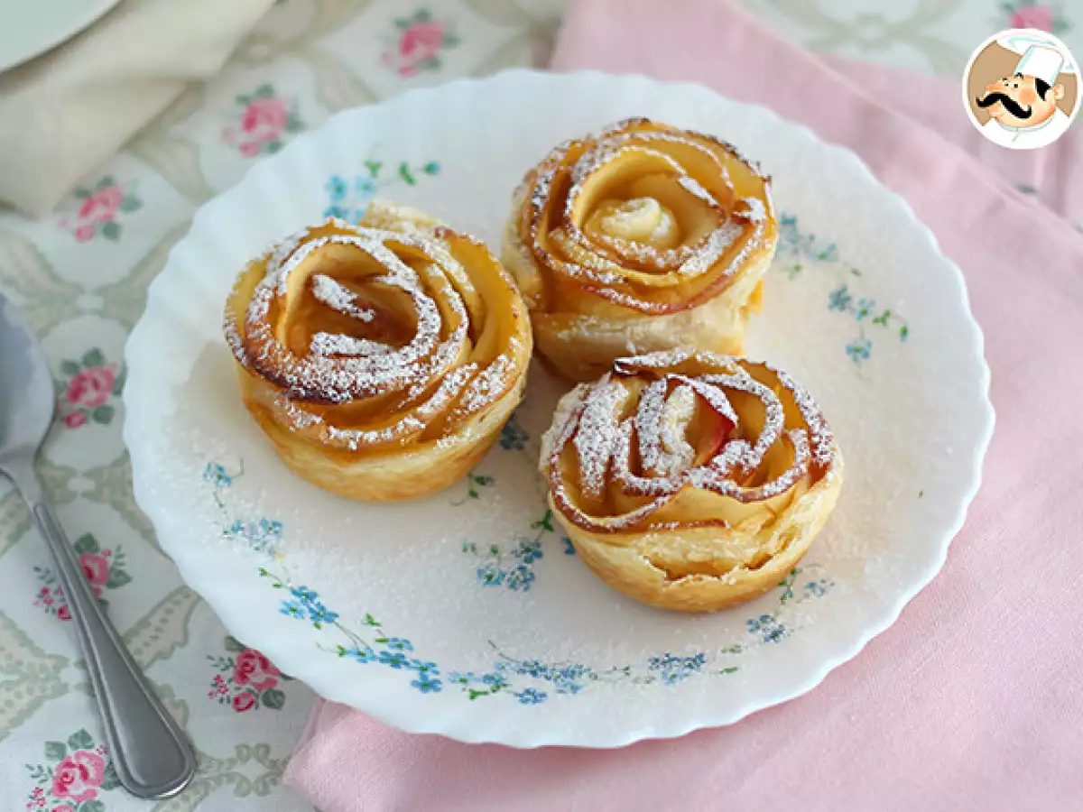 Små æbleblomsttærter med butterdej