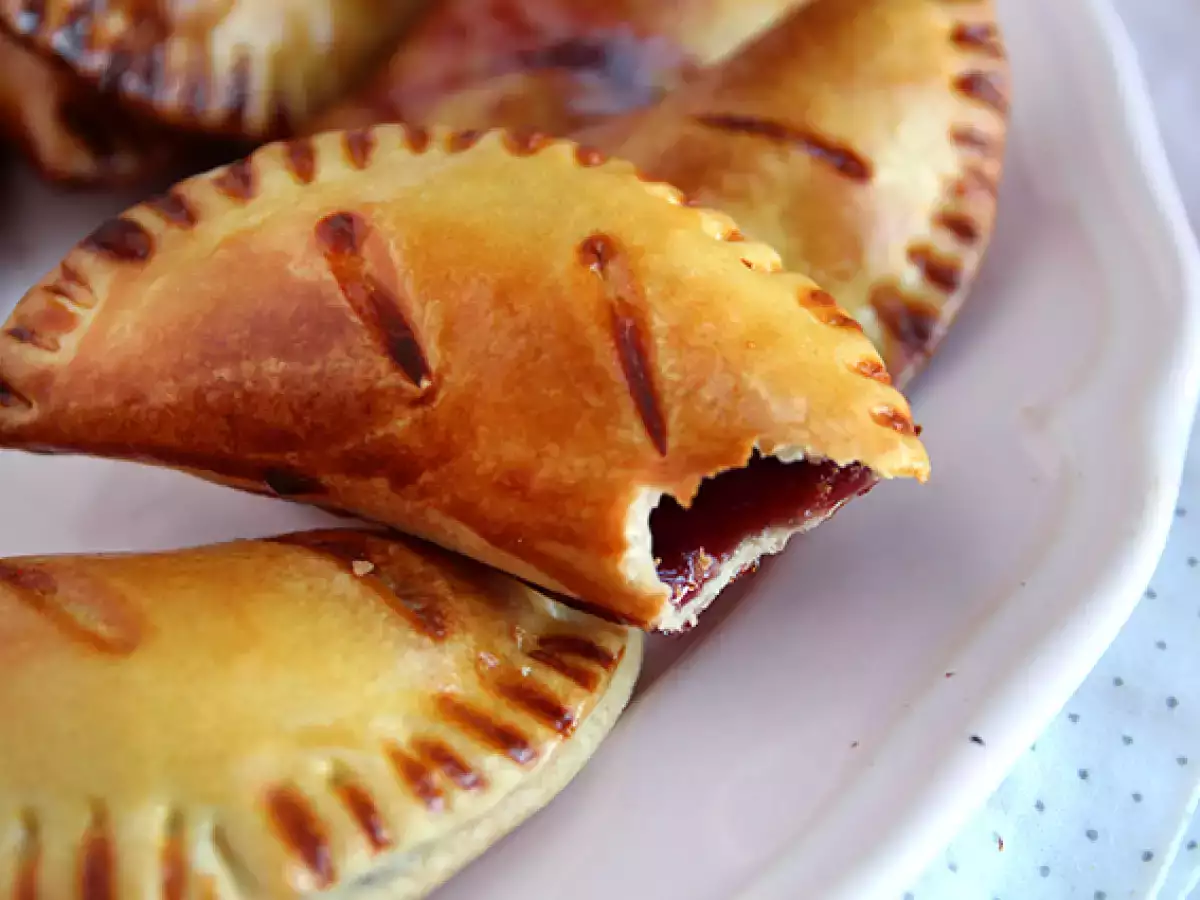 Søde empanadas med syltetøj - foto 3