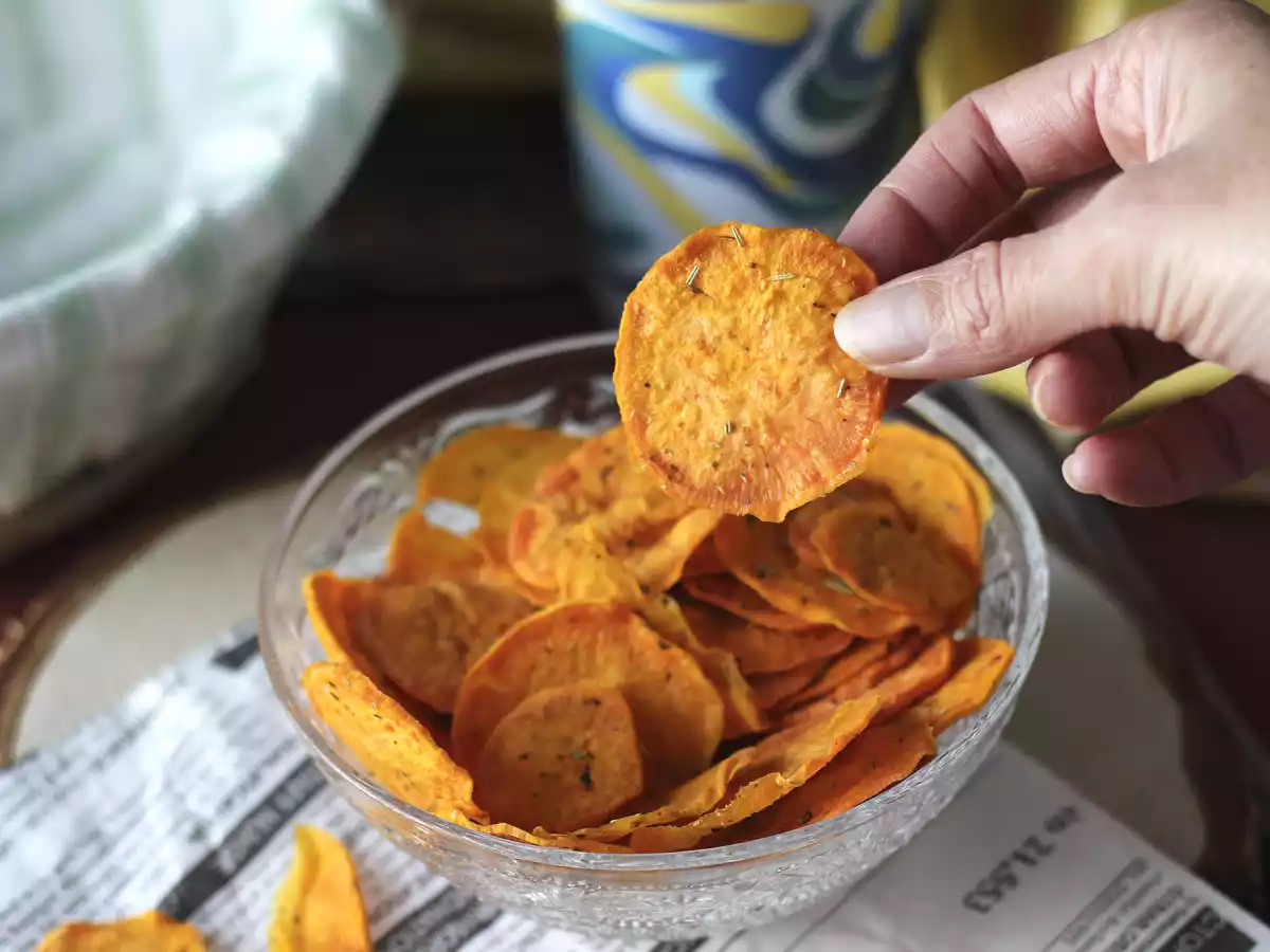 Søde kartoffelchips i mikroovn - foto 4
