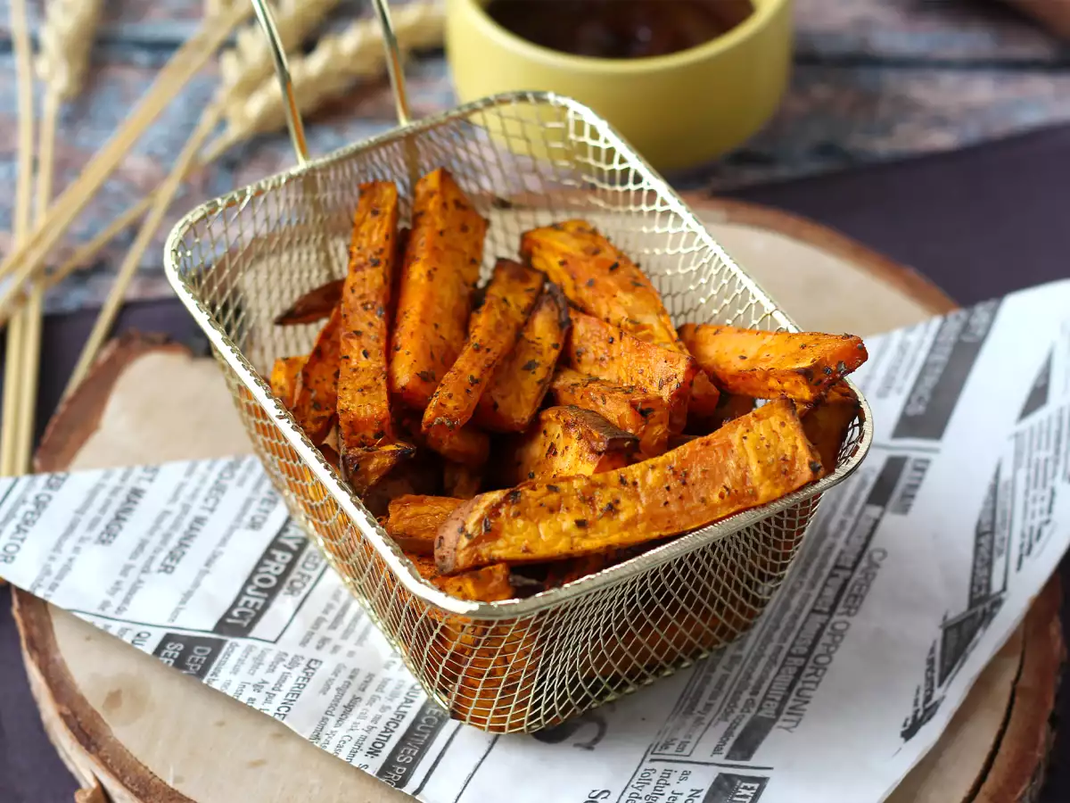 Søde kartoffelfritter i airfryer – sprøde udenpå og bløde indeni! - foto 3