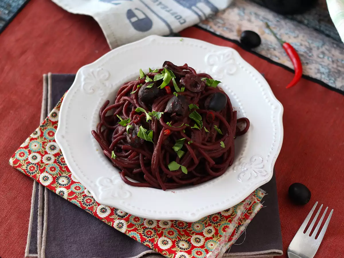 Spaghetti al fuoco di Bacco: pasta med rødvin, der sætter noget særligt på bordet - foto 2