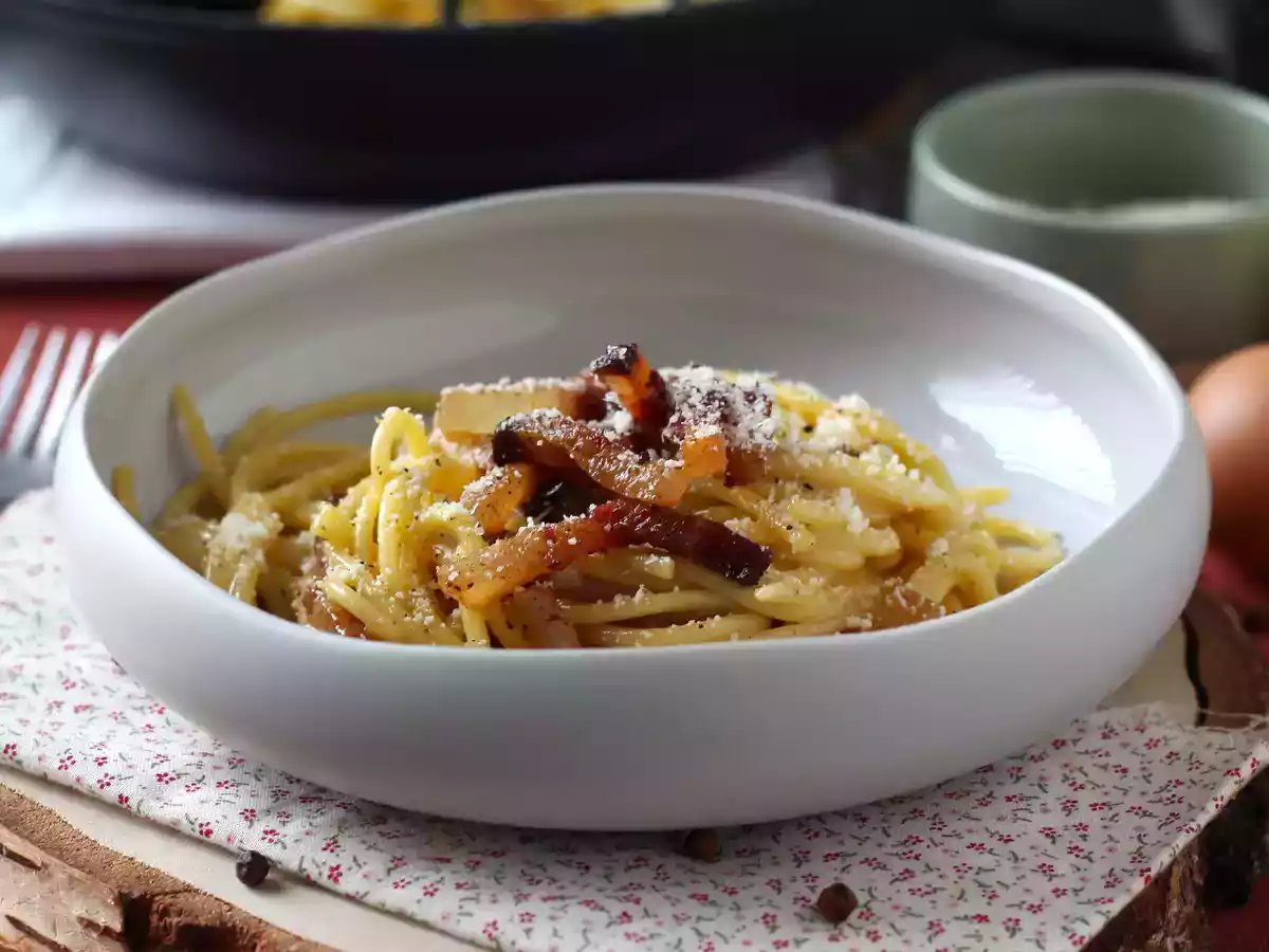 Spaghetti alla carbonara, den ægte italienske carbo-opskrift! - foto 2