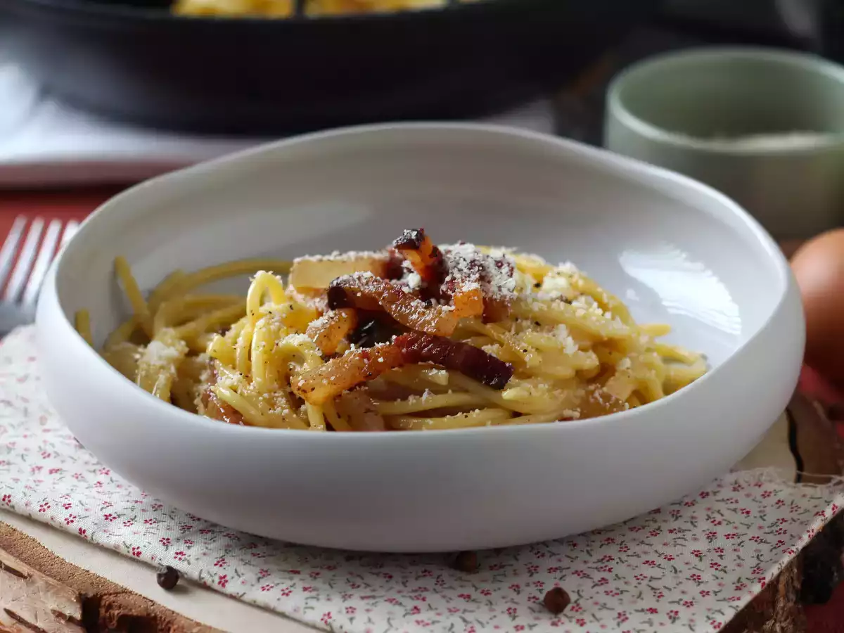 Spaghetti alla carbonara – den ægte italienske opskrift på carbo! - foto 2
