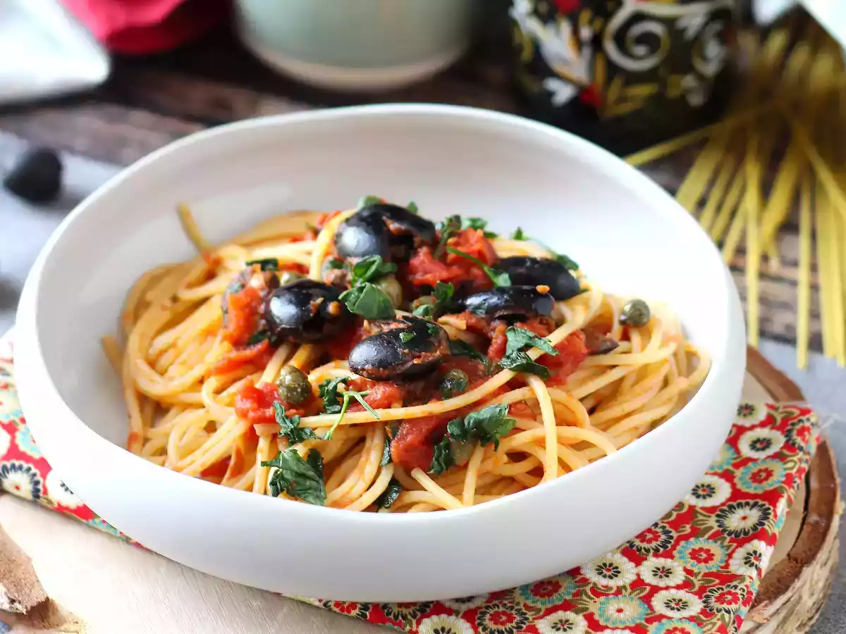 Spaghetti alla puttanesca, en hurtig og velsmagende forret - foto 3